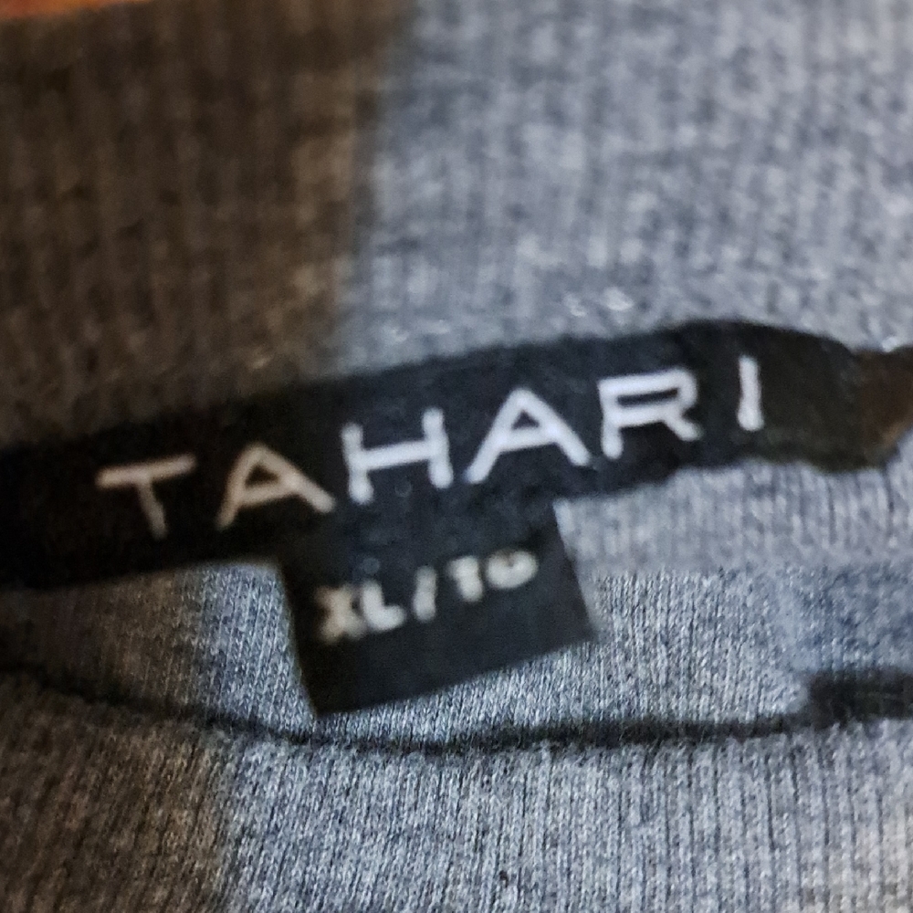 Tahari Gray Long Sleeve Top - Picture 2 of 5